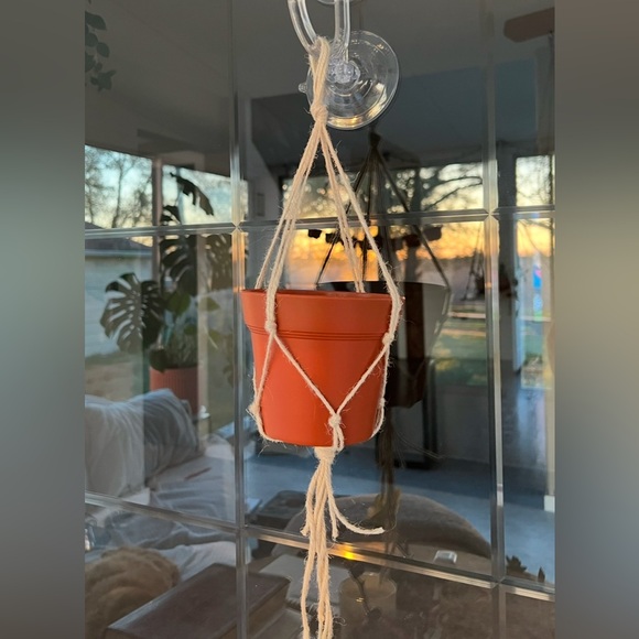 Simple Macrame Plant Hanger🤎🪴 - Picture 2 of 6